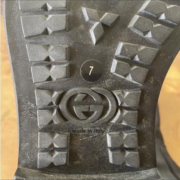 Gucci Men's Black Leather Boots - Picture 9 of 15